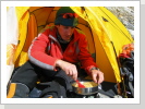06/2013: Kochen im Lager 1! / Broad Peak Expedition (8047 m)